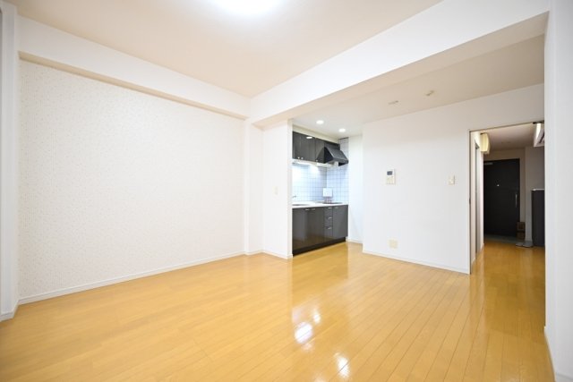 レガリアタワーレジデンス6階 同建物別部屋の参考画像