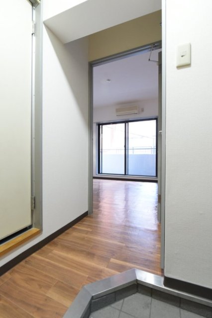 カームハウス大橋3階 玄関