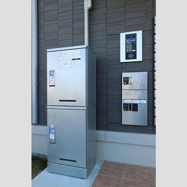 メゾン・エール 宅配ボックス