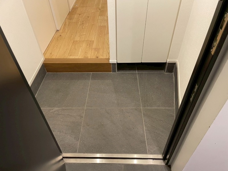 Spruce八雲1階 玄関