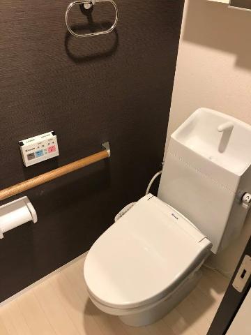 ケイ・フォレスト シャワー付トイレ