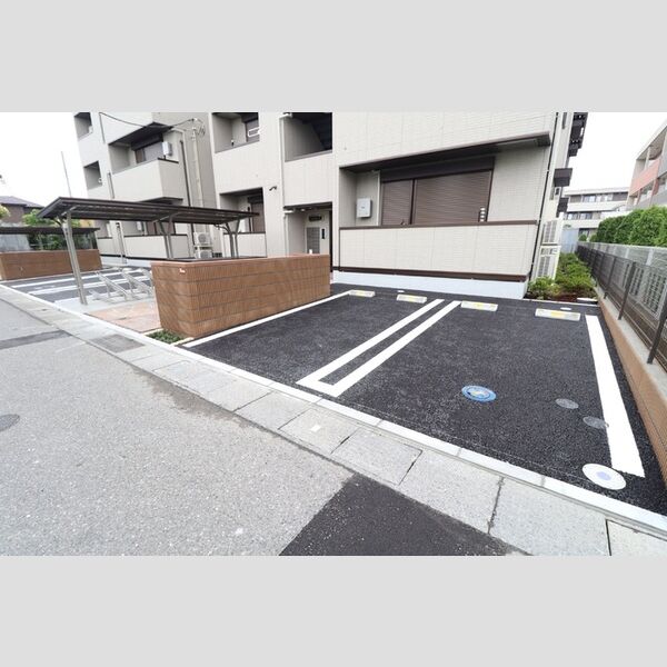 timeless　A 駐車場