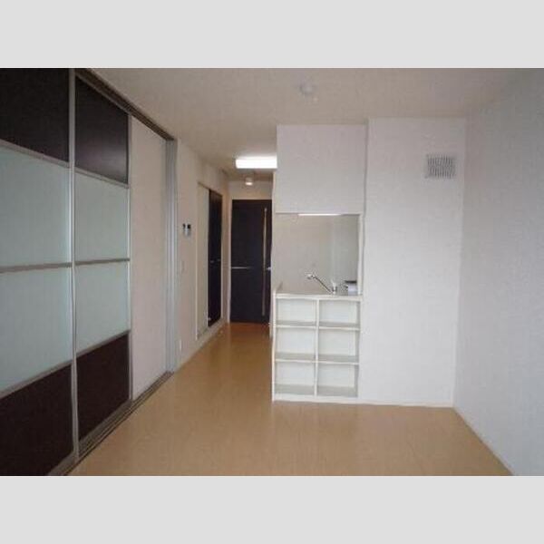 イリヴェール東ヶ丘 ダイニングキッチン(9.5帖)