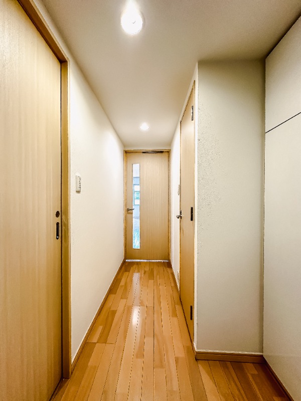 レジディア西新宿Ⅱ1階 廊下