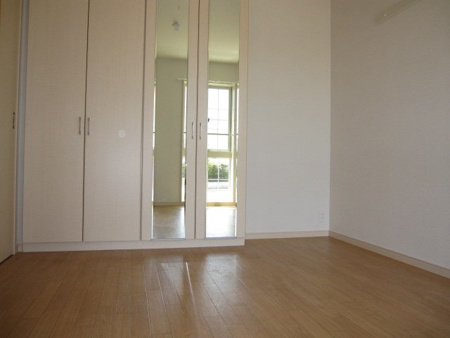 サンモール 洋室