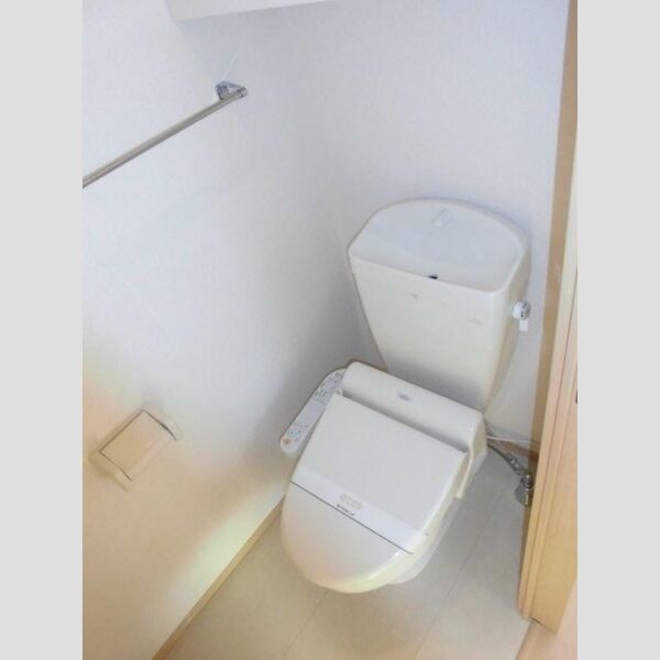 サンガーデン101号室 温水洗浄暖房便座