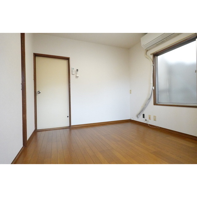 北新宿2丁目戸建 リビング