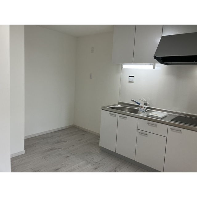 ダイヤモンドクレスト南柏105号室 リビング