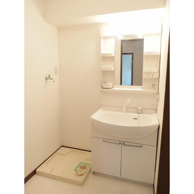 プレジール R203号室 内観