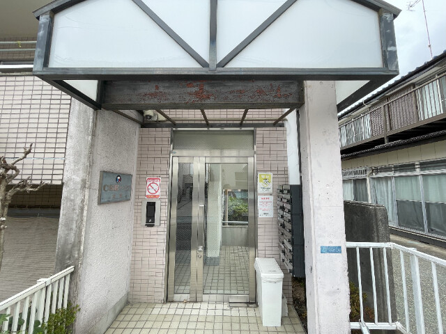 CSEハイツ林間 エントランス