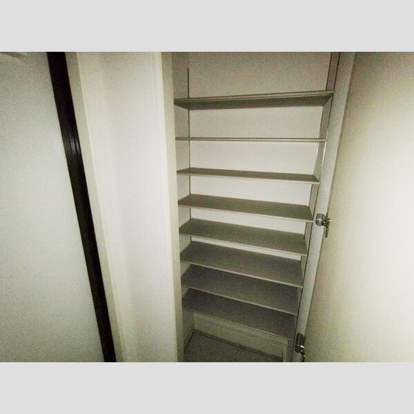 アヴァンス北烏山 102号室　シューズボックス