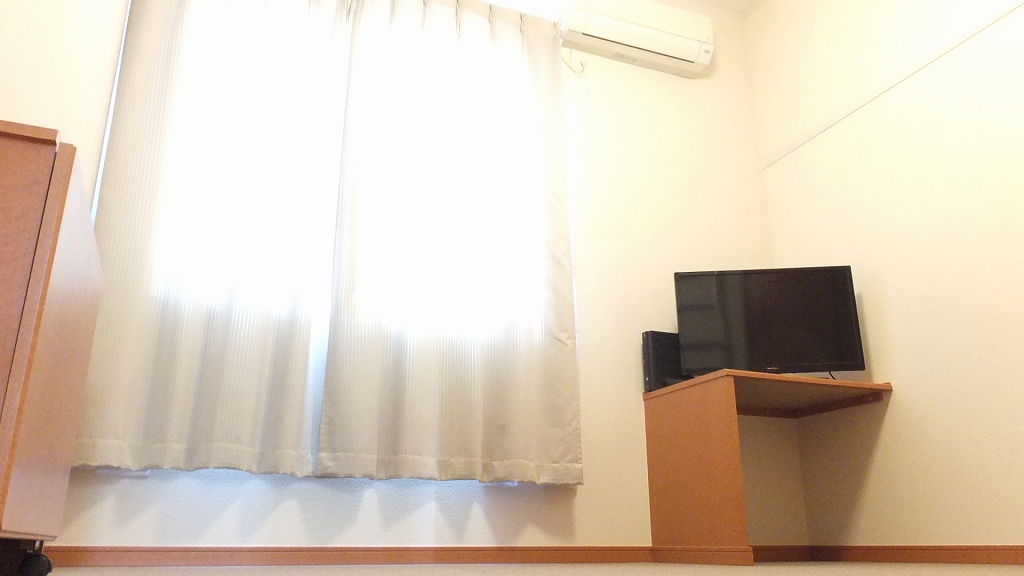 レオパレスギプフェル214号室 家具家電付き