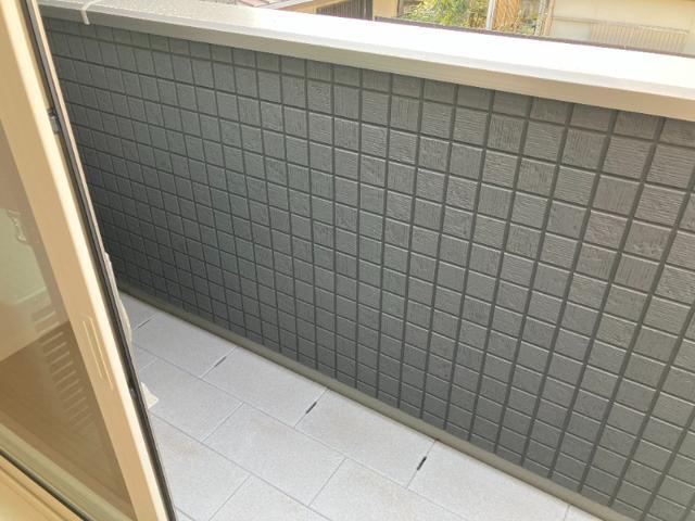 カモナジョイナス2階 バルコニー