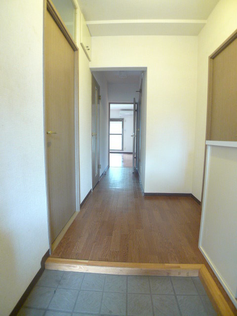 グランシャリオ誠治館0208号室 こちらの写真は同タイプの別の部屋の写真となります。