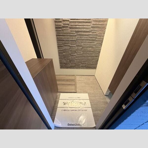 ドムスクレスト中町 玄関