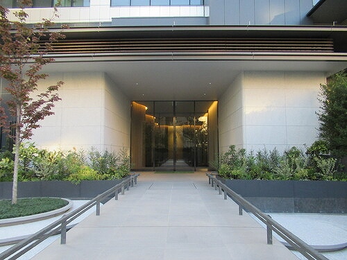 ブランズ渋谷桜丘 エントランス　※2023年11月撮影