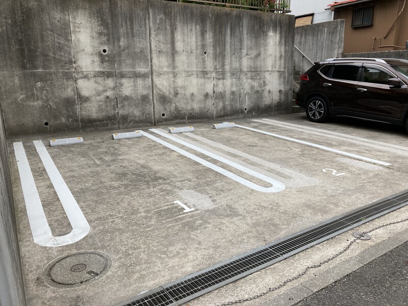 Casa felice さちが丘1階 駐車場