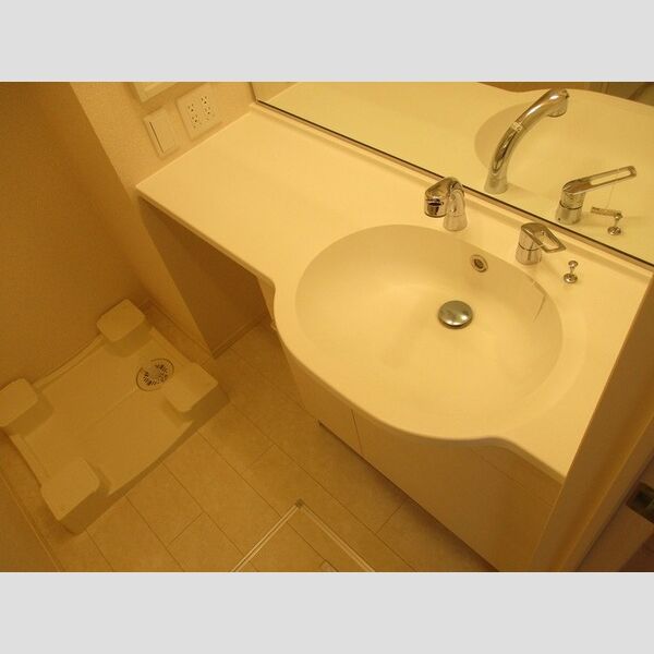 D-ROOM East 洗髪洗面化粧台