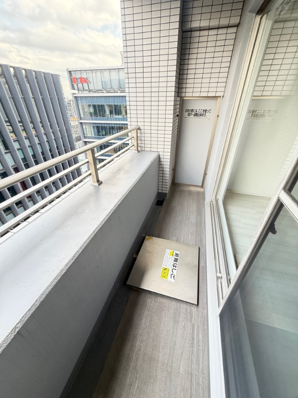 レジディア三越前15階 バルコニー