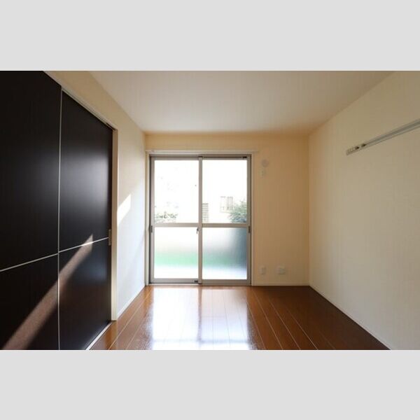 グラン・ヴェルジェ　Ⅲ103号室 洋室6帖