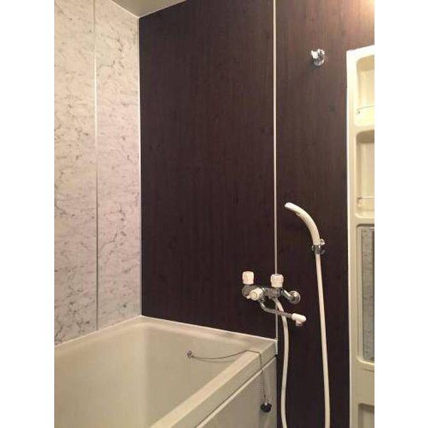 ダンデライアン鵠沼0107号室 お風呂