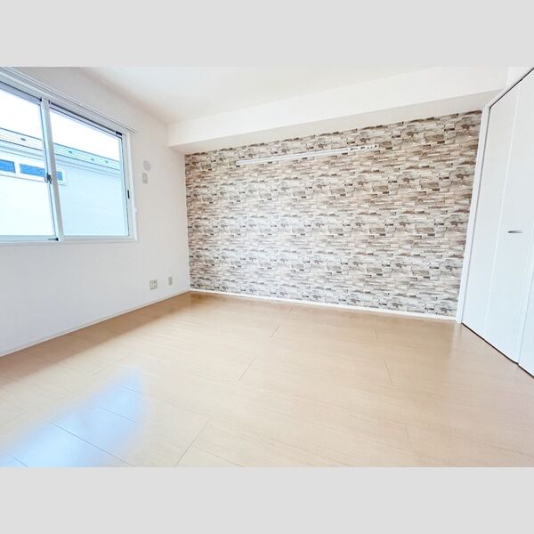 サニーハウス　B 洋室