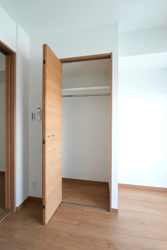 アーバハイツ六町2号館5階 内観