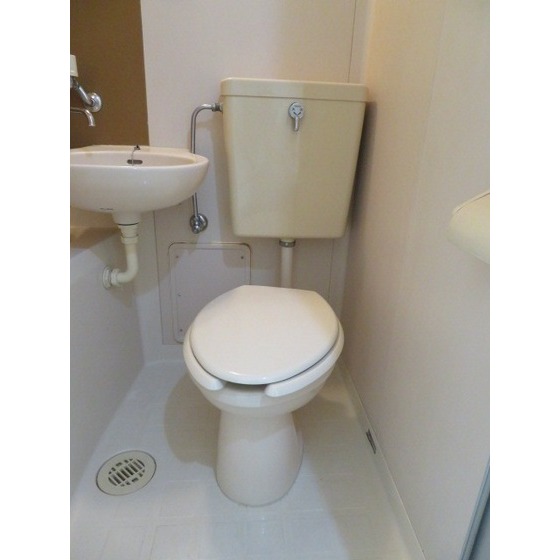 エレガンス綾瀬５0502号室 トイレ