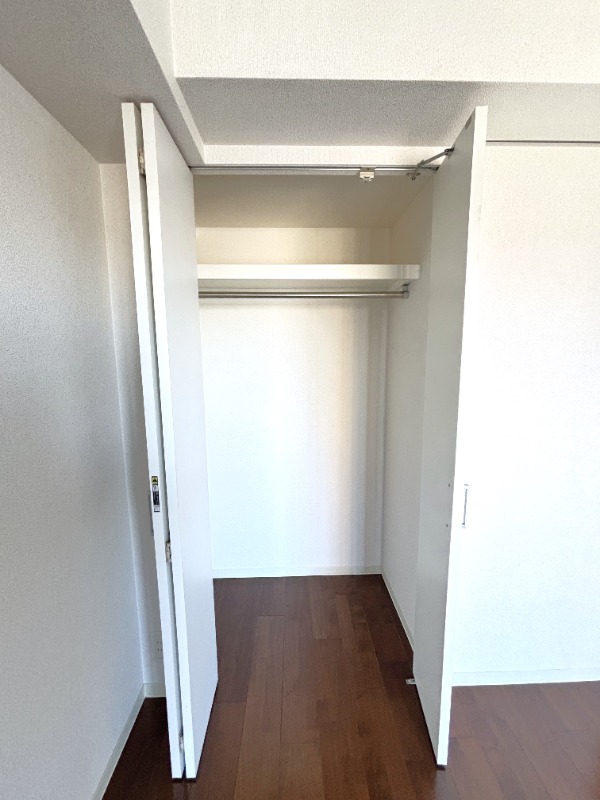 レジディア新横浜6階 収納