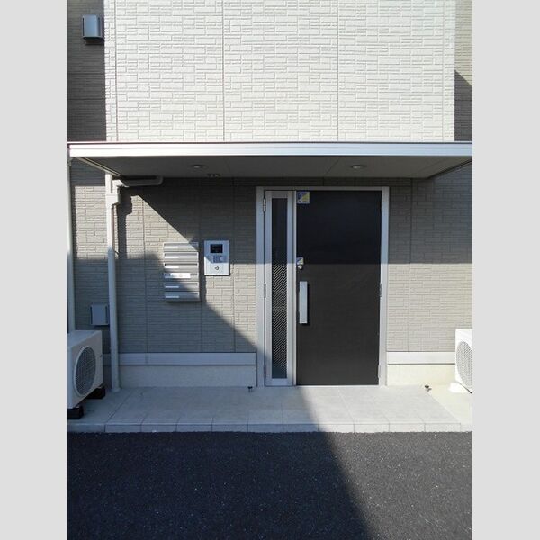 コンフィデンテⅡ エントランス