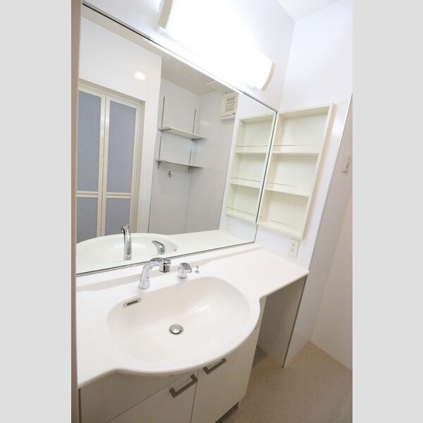 ブランシュ 洗髪洗面化粧台