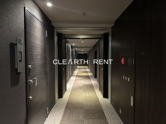 コンシェリア目白 ＴＨＥ ＧＲＡＮＤ ＲＥＳＩＤＥＮＣＥ4階 ホテルライクな内廊下