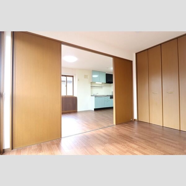 ラファエル　Ⅴ201号室 洋室6帖からLDK