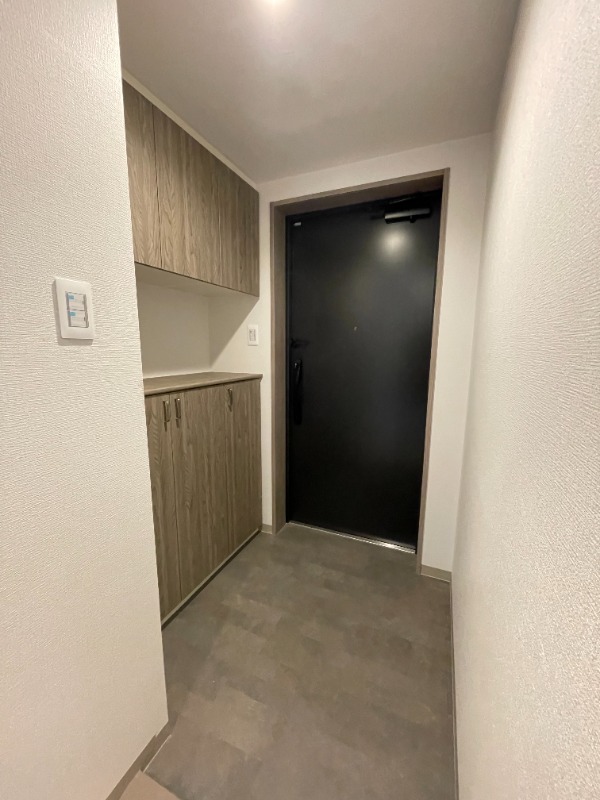 クロスゲート青葉台 玄関