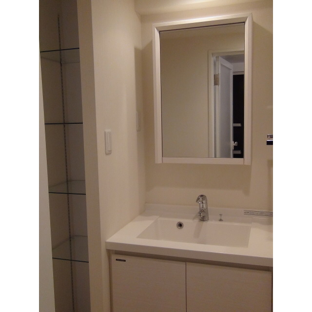 プレール・ドゥーク南品川705号室 内観