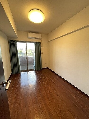 ライオンズ田無ウエストプレイス3階 洋室　約5.2畳　内装前