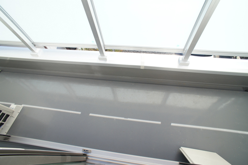 リブリ・DJ バルコニー