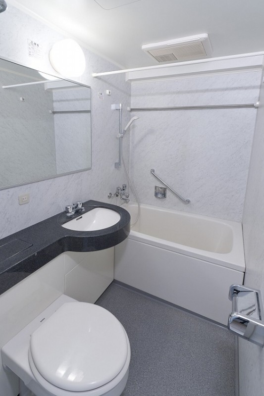 レジディア神田岩本町2階 お風呂