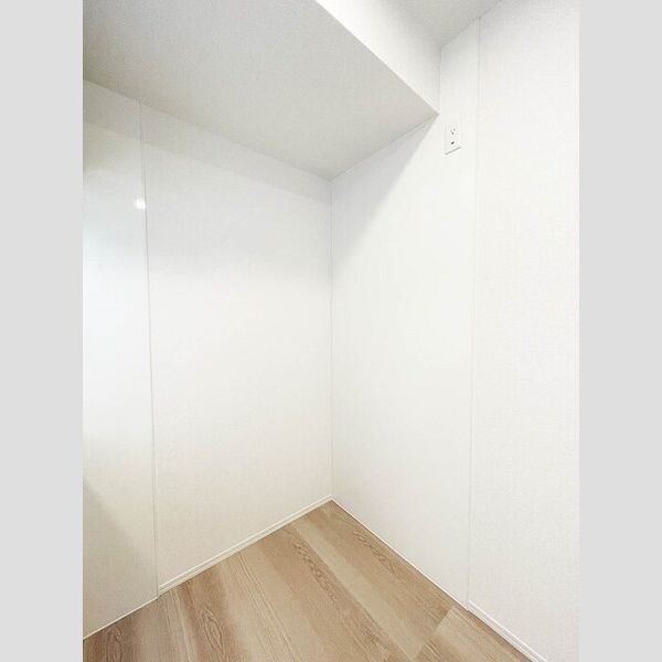 プライム レジデンス102号室 冷蔵庫置き場