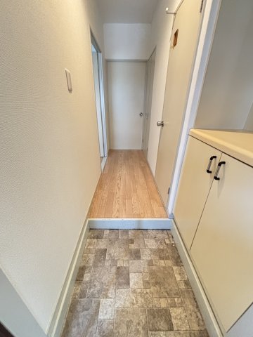 スカイホーム本郷0403号室 玄関
