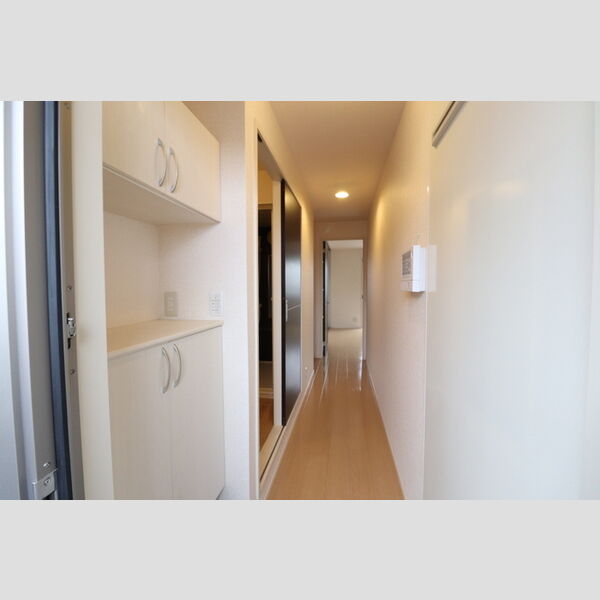 トレスカーサ 玄関・廊下