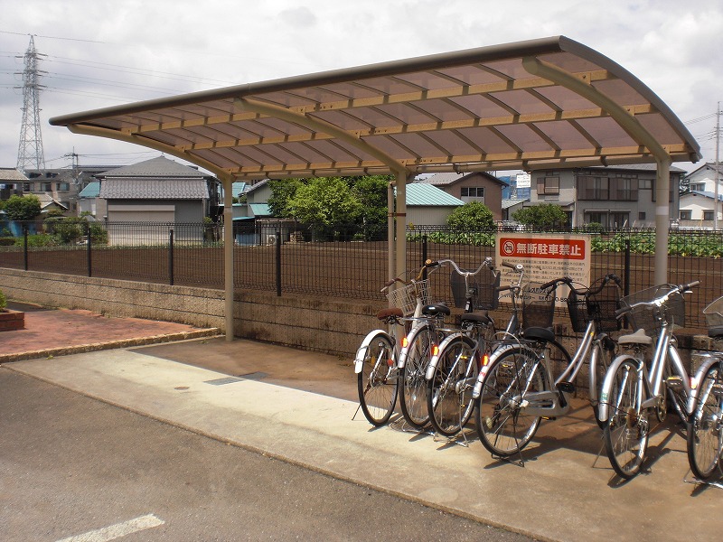 レオパレス桜201号室 駐輪場