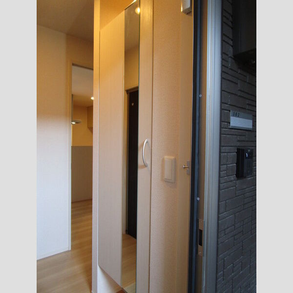 クイーンズ武蔵小杉　EAST103号室 同建物別部屋の参考画像