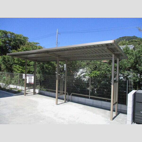 オーフィング 駐輪場