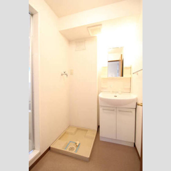 ボヌールⅡ 201号室　洗面所