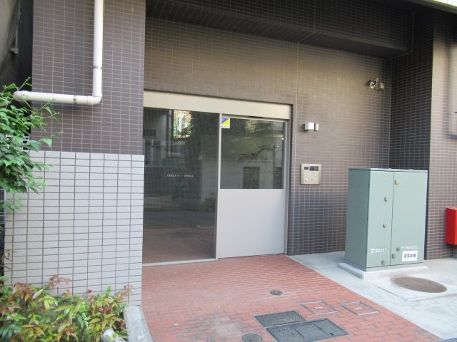 クレイシア新大塚 エントランス