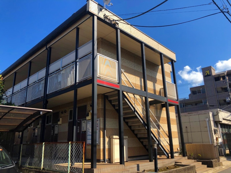 レオパレスフローラの外観画像