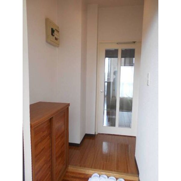 セゾン西船 玄関