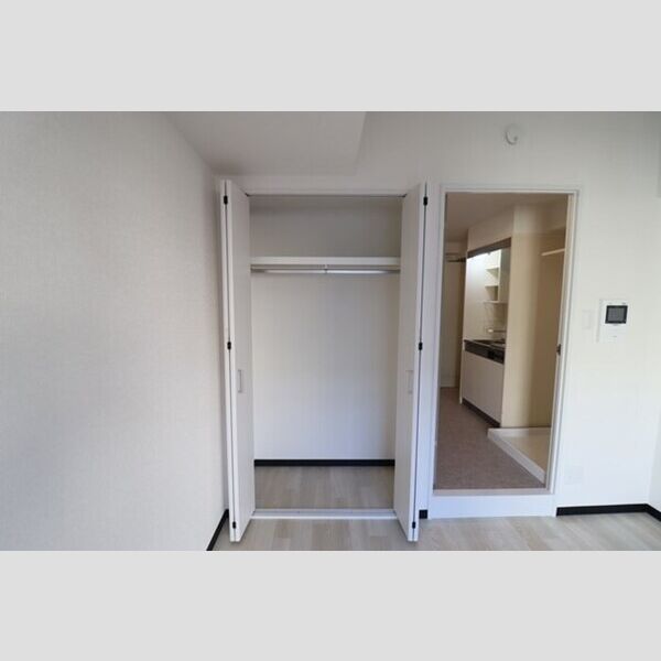 コンフォール小泉212号室 クローゼット