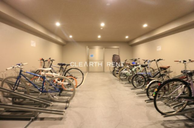 コンシェリア早稲田Ｇｒｅｅｎ Ｆｏｒｅｓｔ2階 屋内駐輪場
